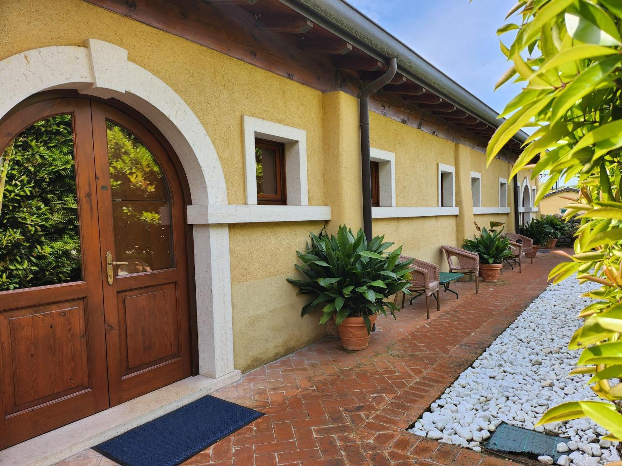 Resort Locanda San Verolo Boutique Hotel Costermano Exteriör bild