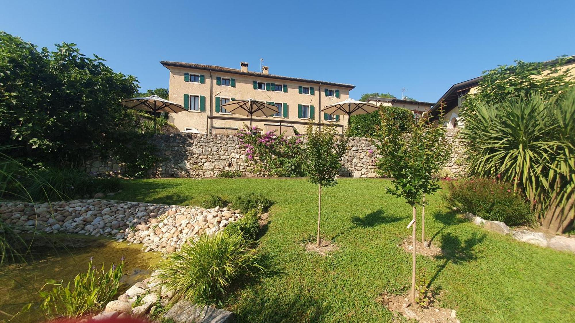 Resort Locanda San Verolo Boutique Hotel Costermano Exteriör bild