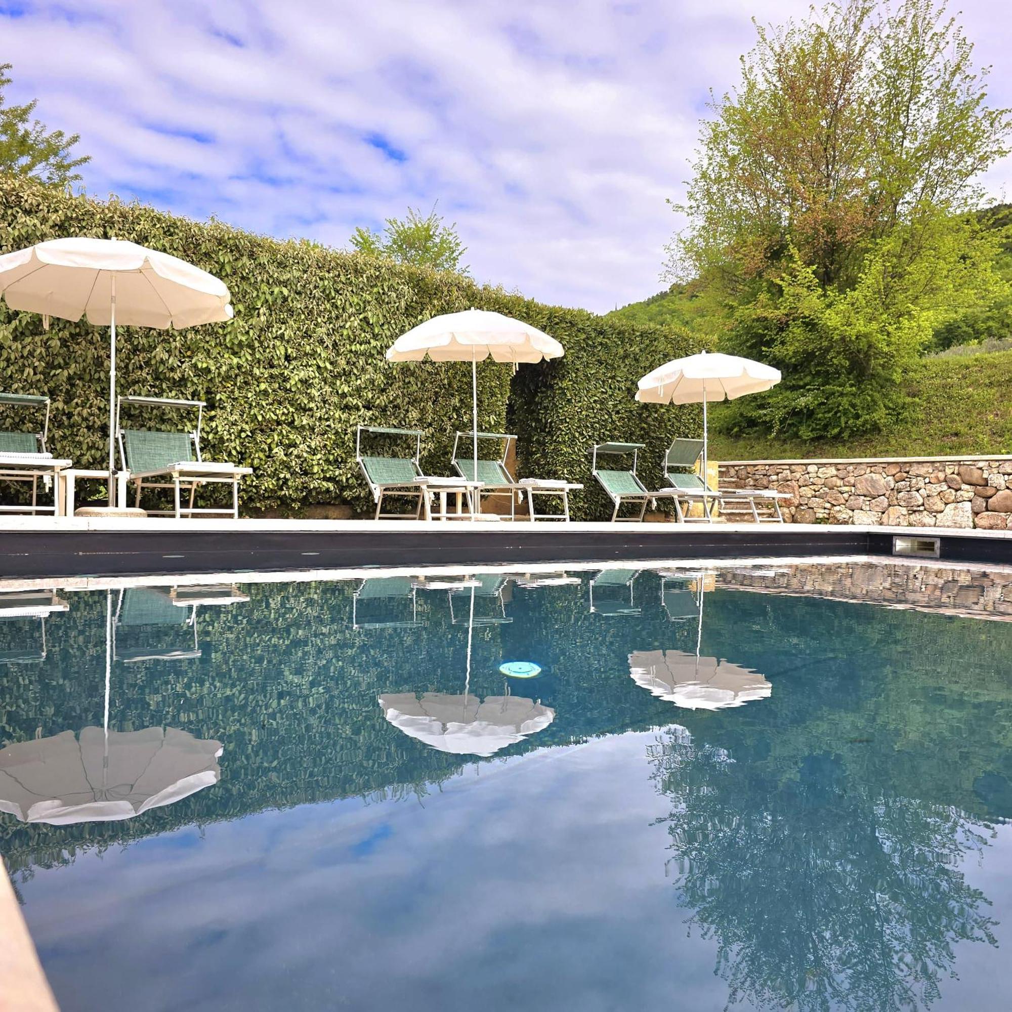 Resort Locanda San Verolo Boutique Hotel Costermano Exteriör bild